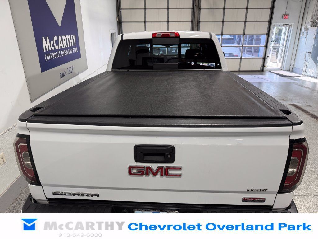 Used 2017 GMC Sierra 1500 SLT AWD/4WD image 7