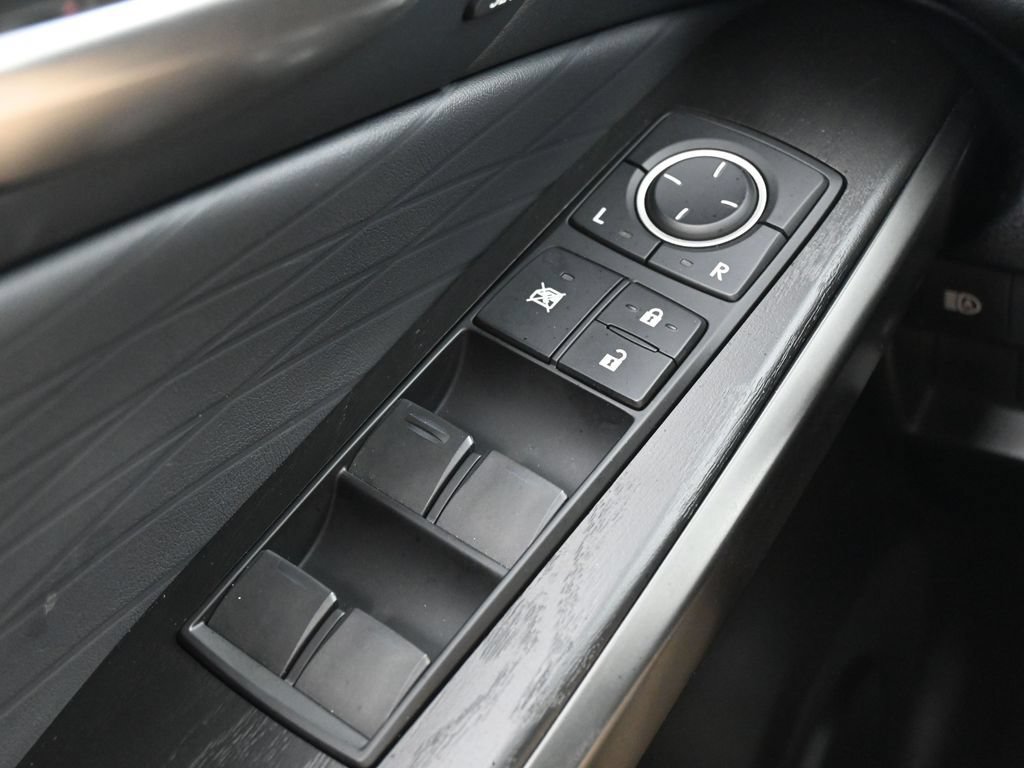 Used 2025 Lexus IS 300 w/ Premium Package RWD image 18