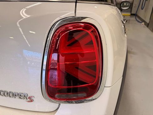 Certified 2023 MINI Cooper S image 5