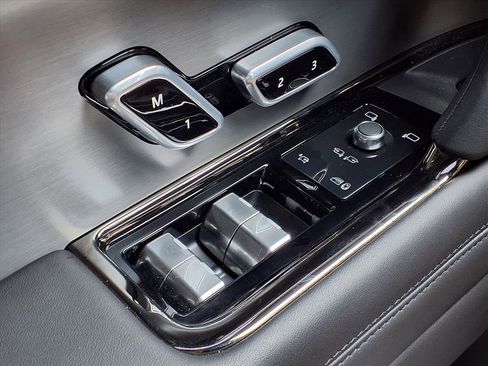 Used 2024 Land Rover Range Rover Sport Dynamic SE image 10