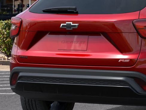 New 2026 Chevrolet Trax RS FWD image 14
