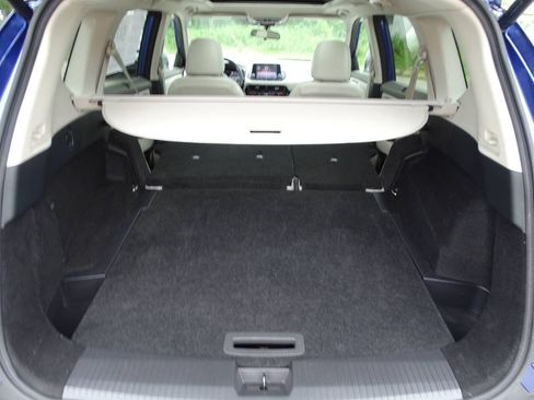 Used 2021 Nissan Rogue AWD SV w/ SV Premium Package image 39