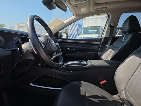 Used 2023 Hyundai Tucson Limited w/ Cargo Package image 25