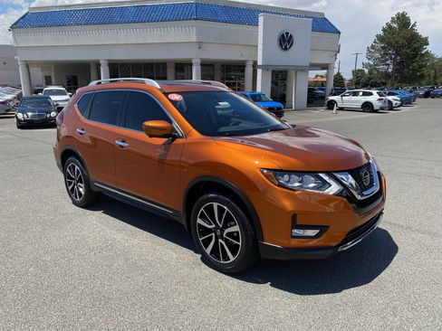 Used 2019 Nissan Rogue SL w/ Premium Package AWD/4WD image 45