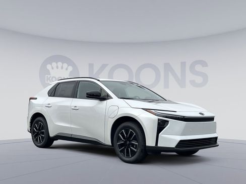 New 2026 Toyota bZ XLE AWD image 5