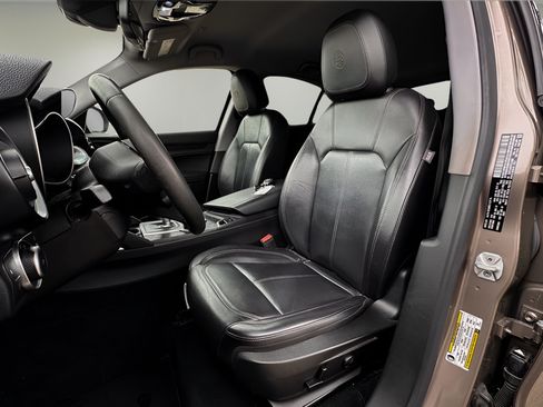 Used 2019 Alfa Romeo Stelvio w/ Nero Edizione RWD image 6