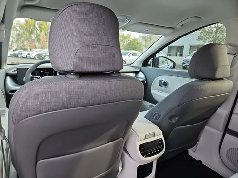 New 2026 Hyundai Ioniq 9 SE AWD/4WD image 16