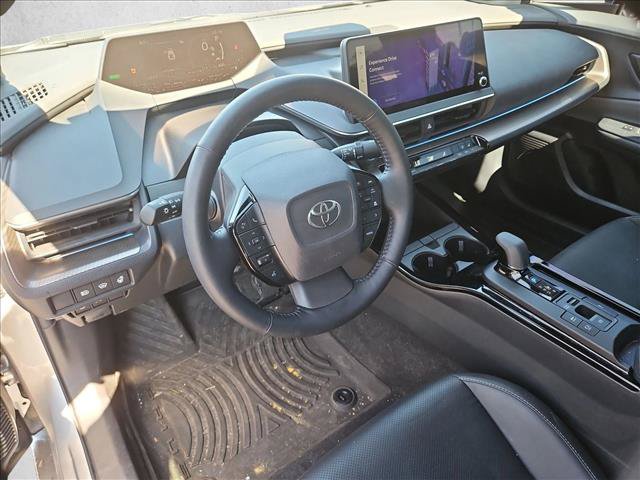 Used 2023 Toyota Prius Limited FWD image 13
