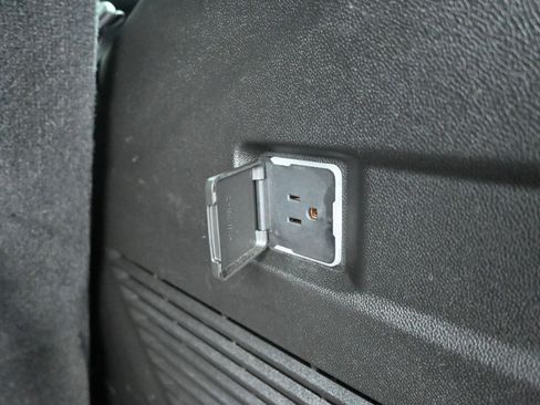 Certified 2021 Chevrolet Tahoe Z71 image 30