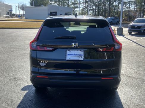 Used 2025 Honda CR-V EX image 9