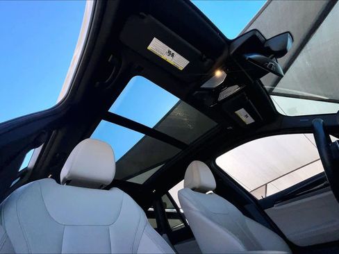 Used 2019 BMW X3 xDrive30i w/ Premium Package image 13