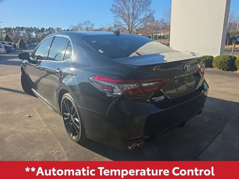 Used 2022 Toyota Camry XSE image 5