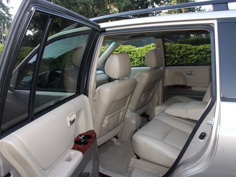 Used 2007 Toyota Highlander Limited AWD/4WD image 14
