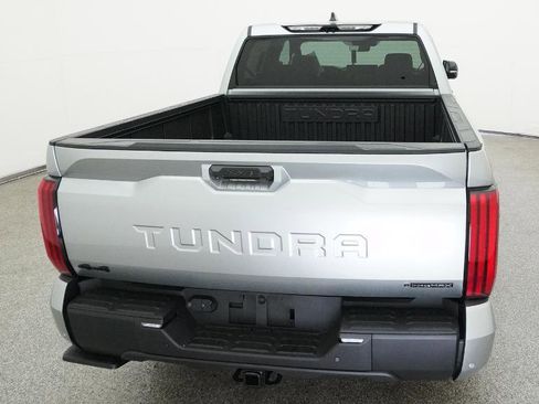 New 2026 Toyota Tundra Limited AWD/4WD image 18