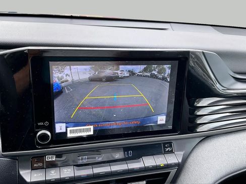 Used 2025 Toyota Camry LE w/ Convenience Package FWD image 25