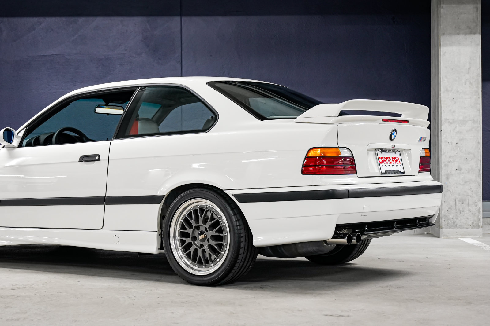Used 1997 BMW M3 Coupe RWD image 34