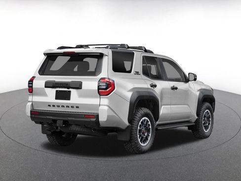 Used 2025 Toyota 4Runner TRD Off-Road AWD/4WD image 2