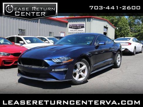 Used 2018 Ford Mustang Coupe RWD image 1