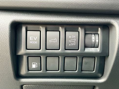 Used 2025 Subaru Forester Touring w/ Touring Package AWD/4WD image 10