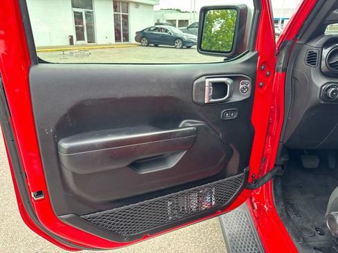 Used 2021 Jeep Wrangler Unlimited Sport AWD/4WD image 26
