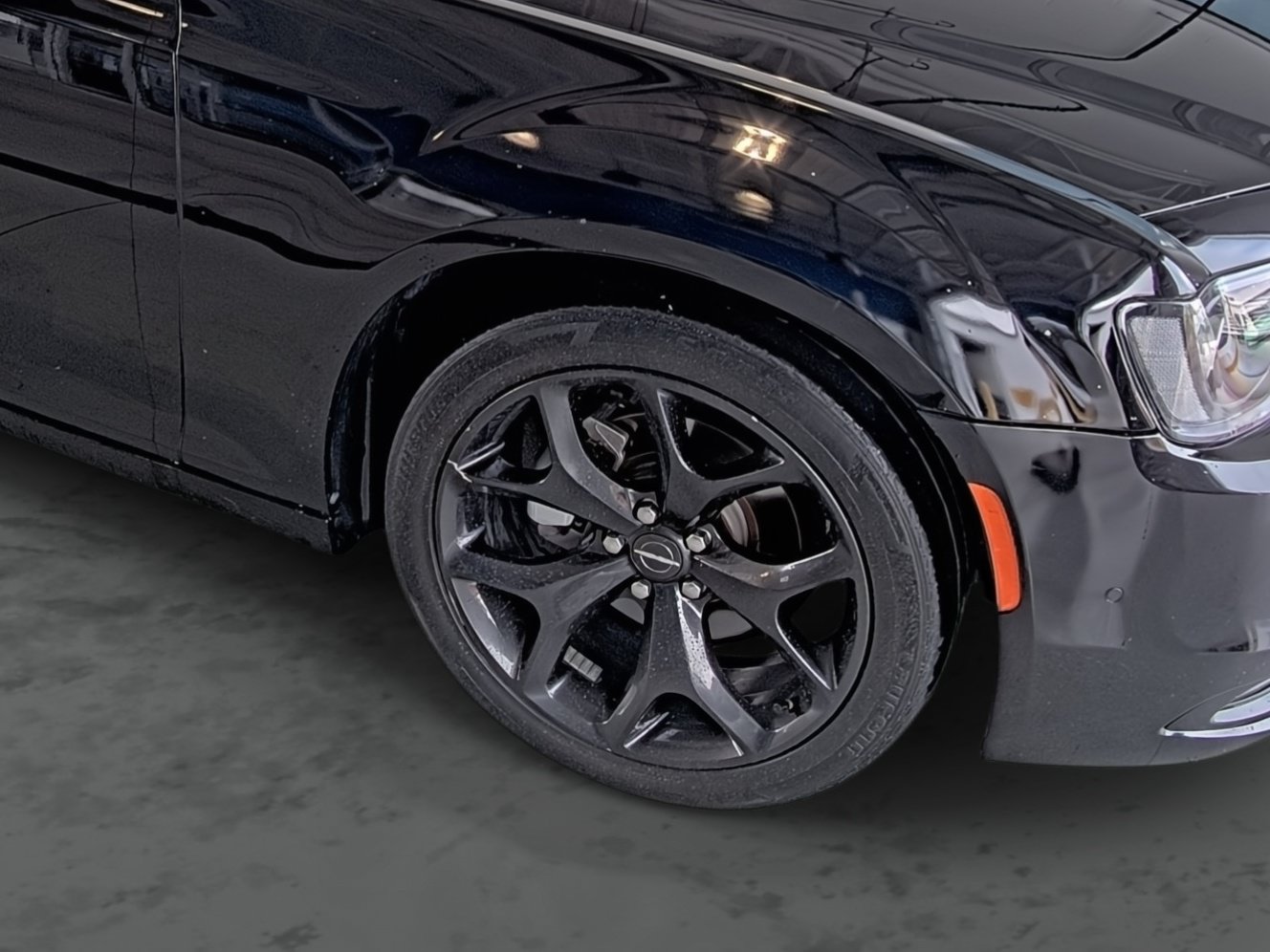 Used 2021 Chrysler 300 S RWD image 16