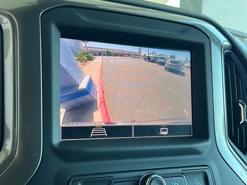 Used 2022 Chevrolet Silverado 1500 Custom RWD image 18