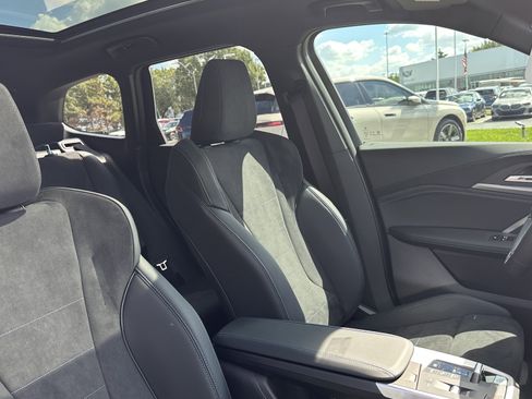 Used 2026 BMW X1 xDrive28i w/ Technology Package image 29