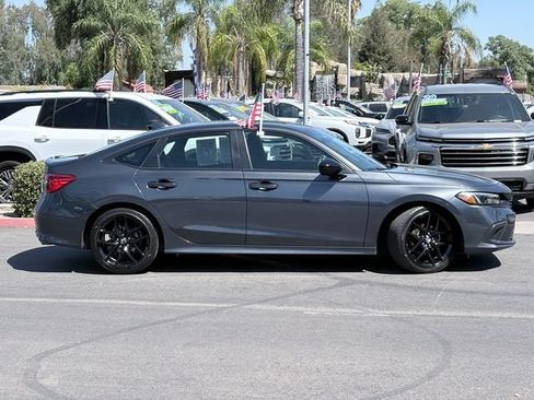 Used 2024 Honda Civic Sport image 4