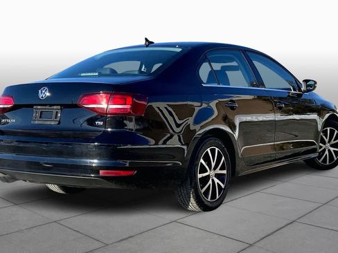 Used 2018 Volkswagen Jetta SE image 13