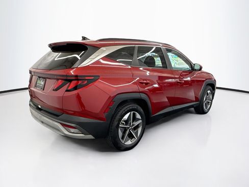 Used 2025 Hyundai Tucson SEL FWD image 9