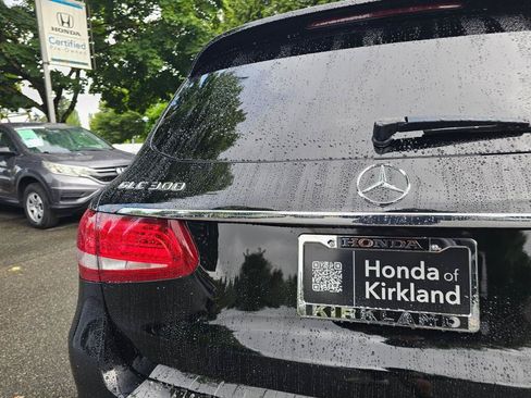 Used 2019 Mercedes-Benz GLC 300 4MATIC image 15