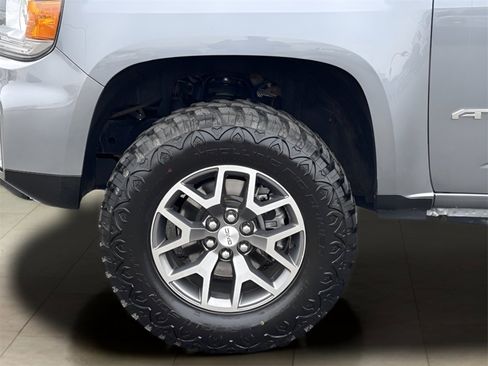 Used 2022 GMC Canyon AT4 image 39