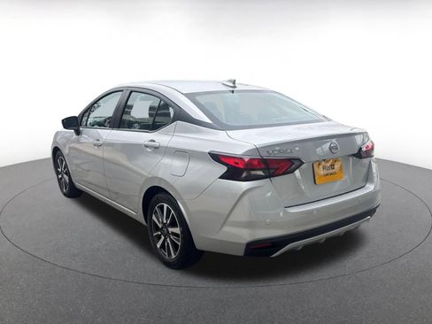 Used 2025 Nissan Versa SV FWD image 12