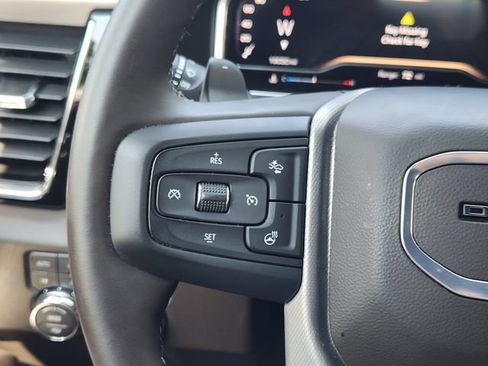 Used 2025 GMC Sierra 1500 Denali w/ Technology Package AWD/4WD image 29
