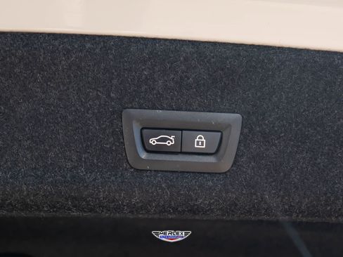 Used 2022 BMW 330e xDrive w/ M Sport Package AWD/4WD image 53