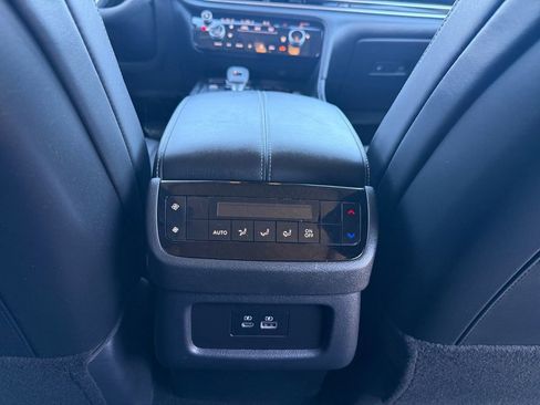 Used 2025 INFINITI QX60 Pure image 29