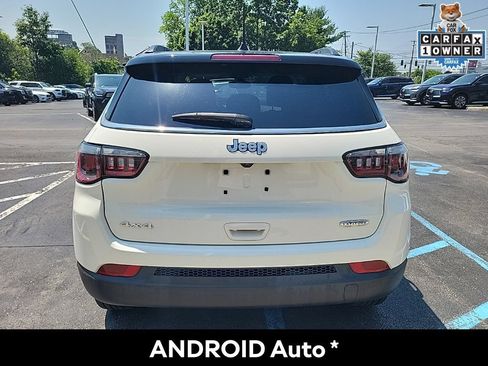 Used 2019 Jeep Compass Latitude w/ Popular Equipment Group AWD/4WD image 4