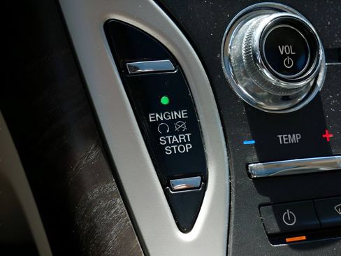 Used 2020 Lincoln Nautilus Reserve FWD image 26