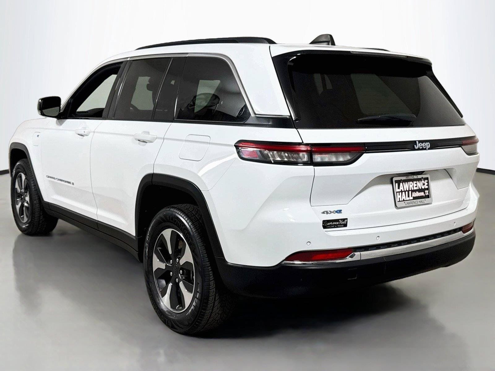 Used 2024 Jeep Grand Cherokee Limited 4xe AWD/4WD image 6
