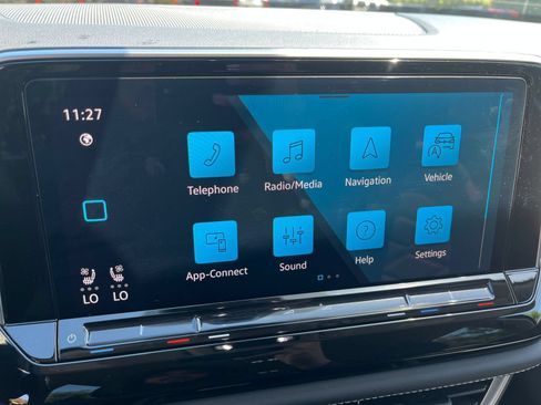 Used 2026 Volkswagen Atlas SE FWD image 21