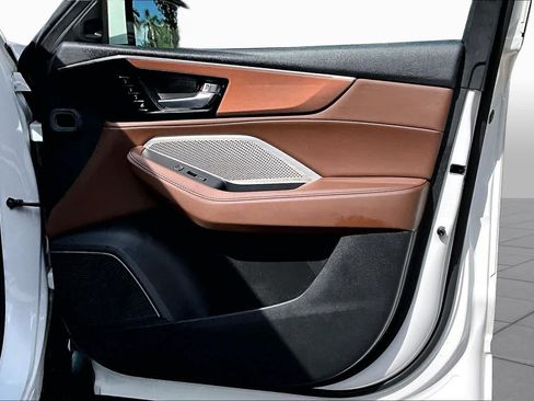Certified 2023 Acura MDX SH-AWD w/ Technology Package image 27
