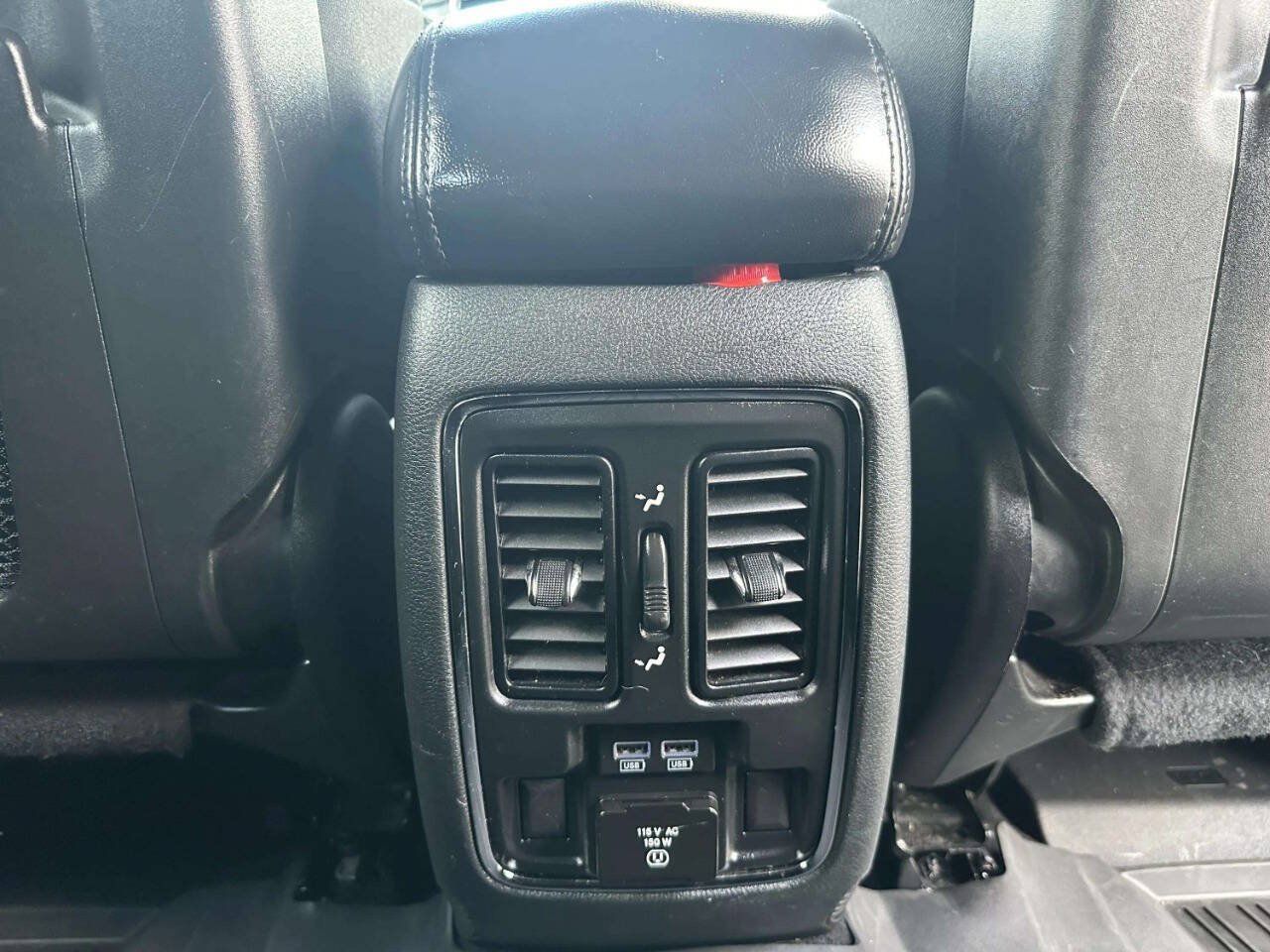 Used 2019 Jeep Grand Cherokee Limited AWD/4WD image 18