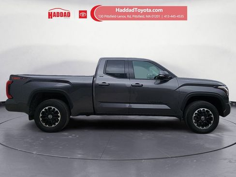 Used 2022 Toyota Tundra SR5 w/ TRD Off-Road Package image 6