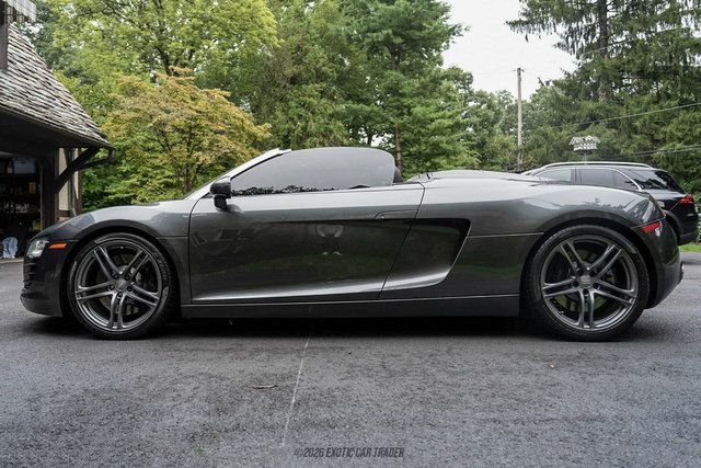 Used 2012 Audi R8 V8 AWD/4WD image 3