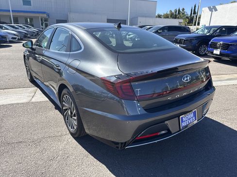 Used 2023 Hyundai Sonata SEL image 3
