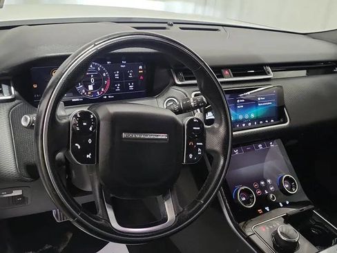 Used 2018 Land Rover Range Rover Velar R-Dynamic SE AWD/4WD image 8