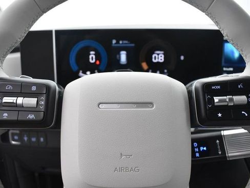 Used 2026 Hyundai Santa Fe SEL w/ Tow & Go Package image 11