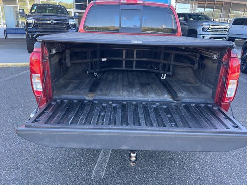 Used 2014 Nissan Frontier SV w/ SV Value Truck Package AWD/4WD image 7
