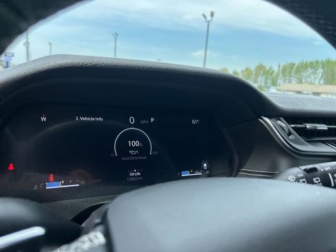 Used 2025 Jeep Grand Cherokee L Altitude image 23