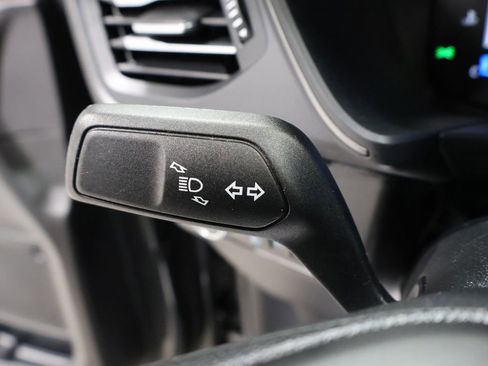 Used 2025 Ford Escape Active image 34